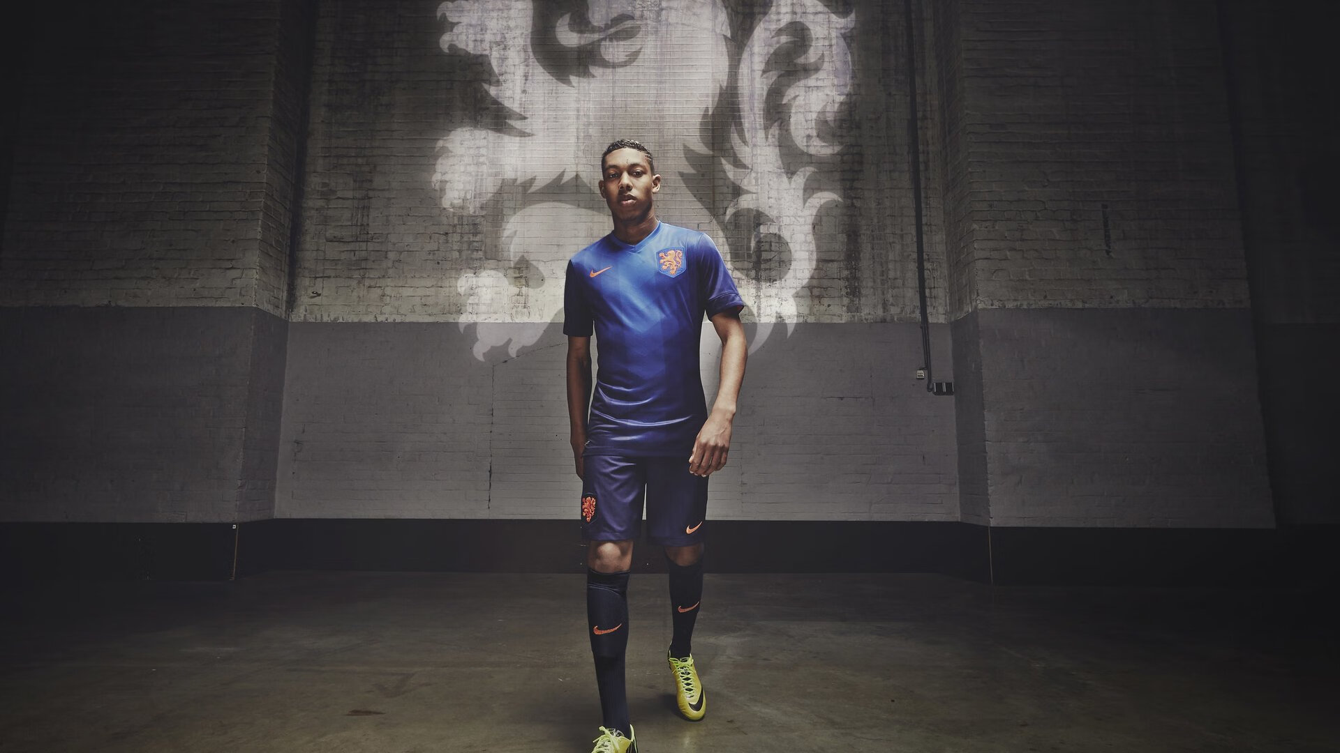 阿尔卡拉斯横扫对手晋级美网八强 新生代对决引爆法拉盛公园