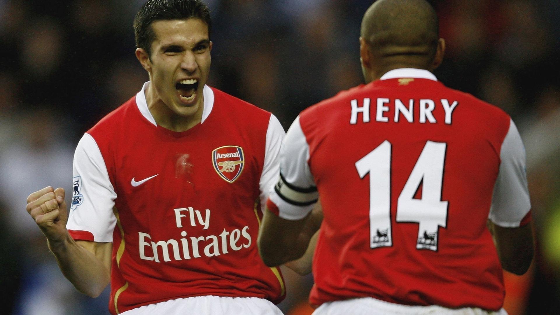 多纳鲁马畅谈门神心得，与哈兰德场下友谊深厚，乐见队友为扑救狂欢